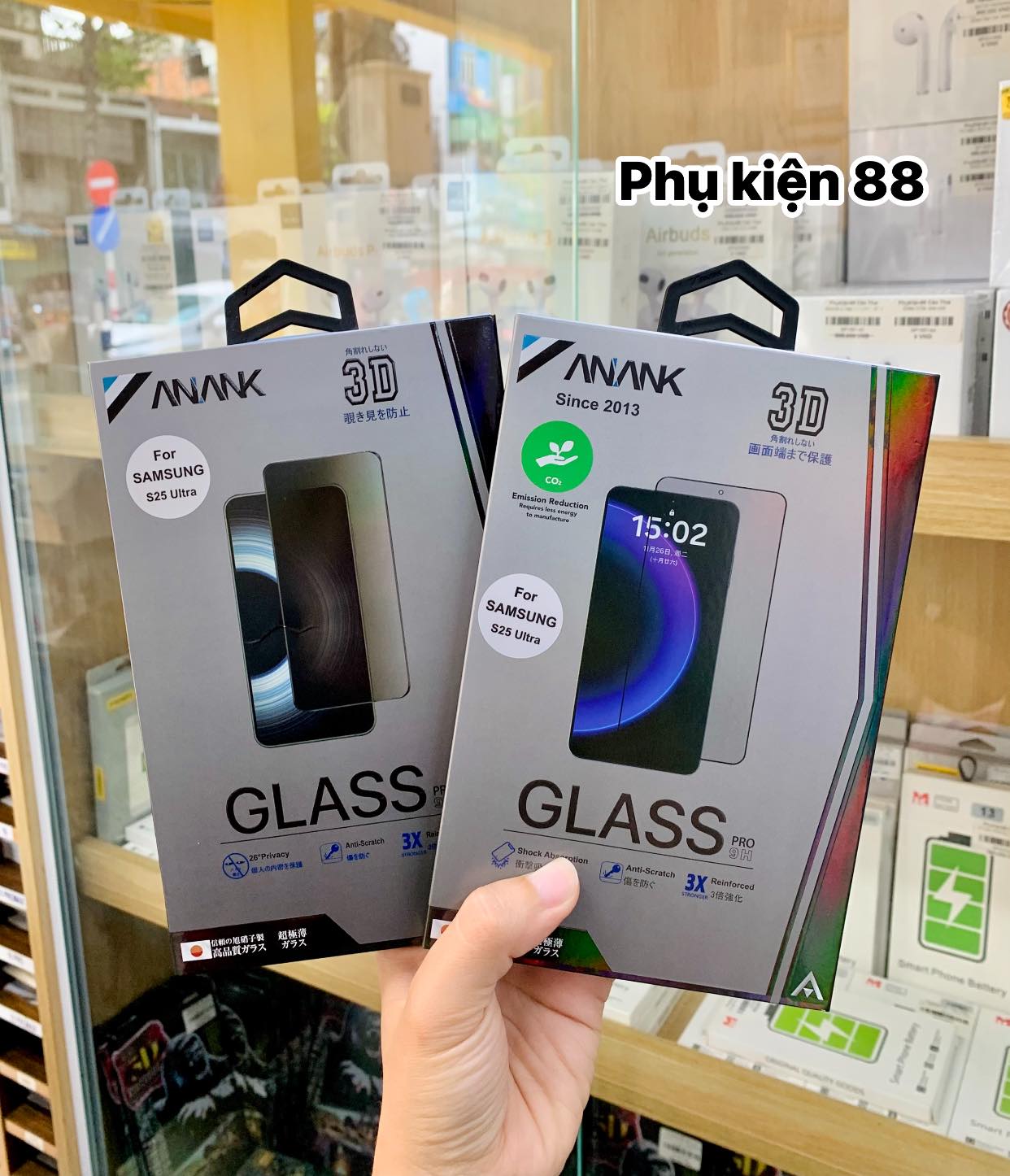 Điện thoại trầy xước do dùng trần